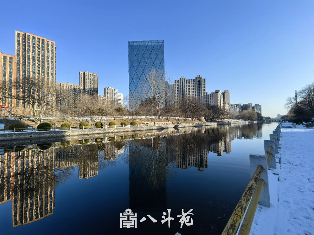 书画收藏故事 100-南宋《江山万里图》：爱国名画的收藏流转